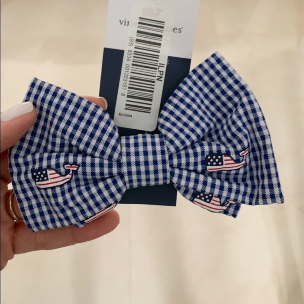 Vineyard Vines Dog Bow tie